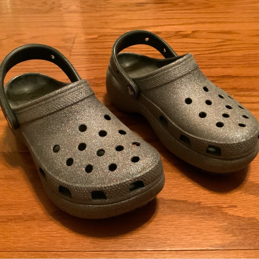CROCS Glitter Gray Clogs